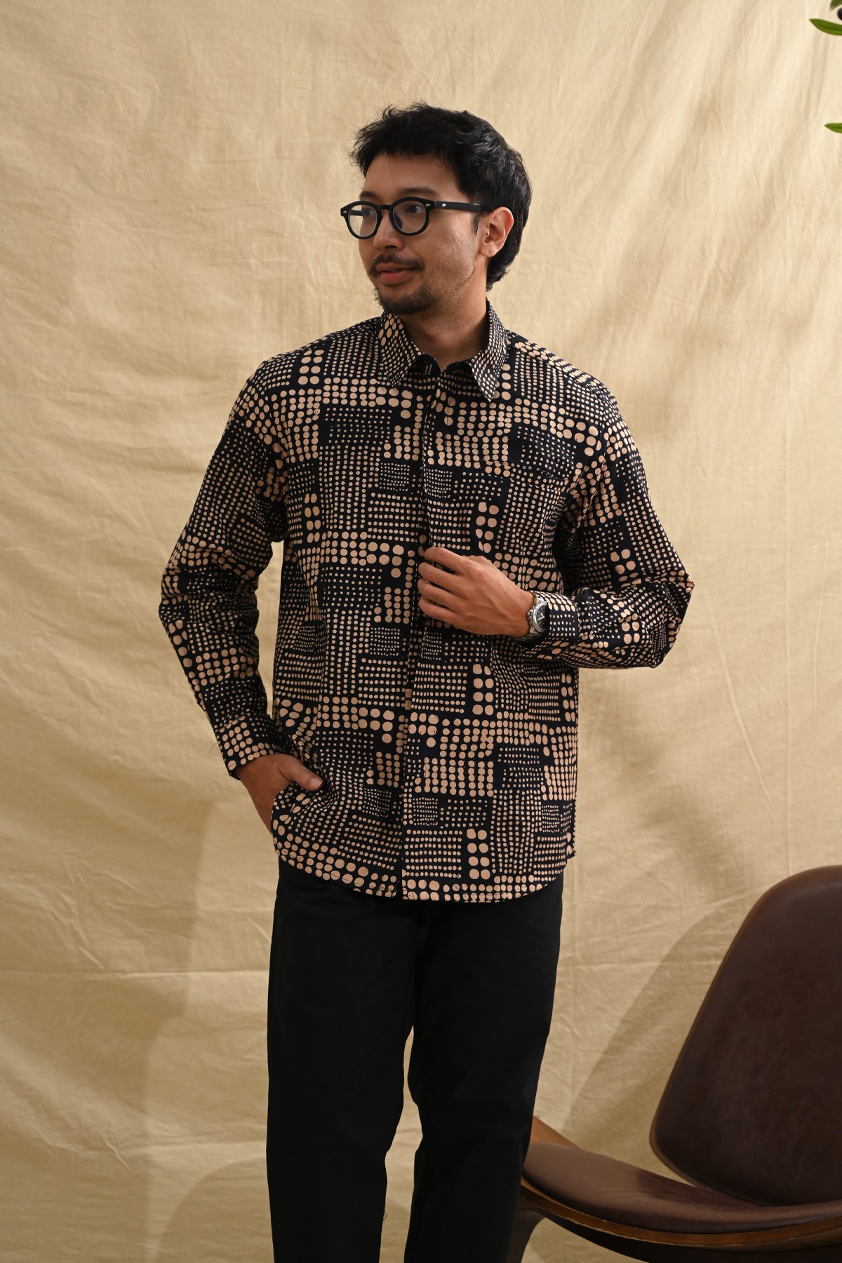 Pyxis Harmoni Black Long L0178