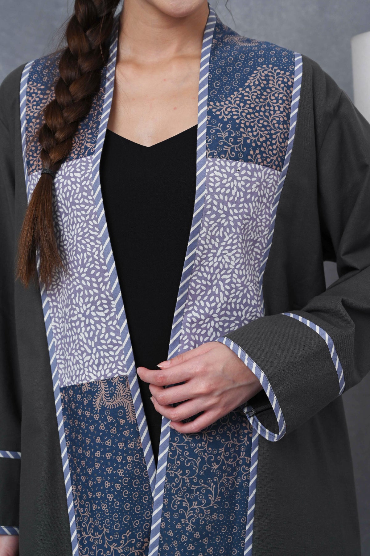 Outer Naru Grey PART0597