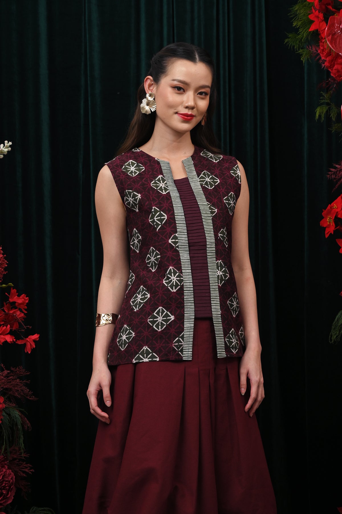 Kebaya Sleeveless Dobi Cirebon T4988