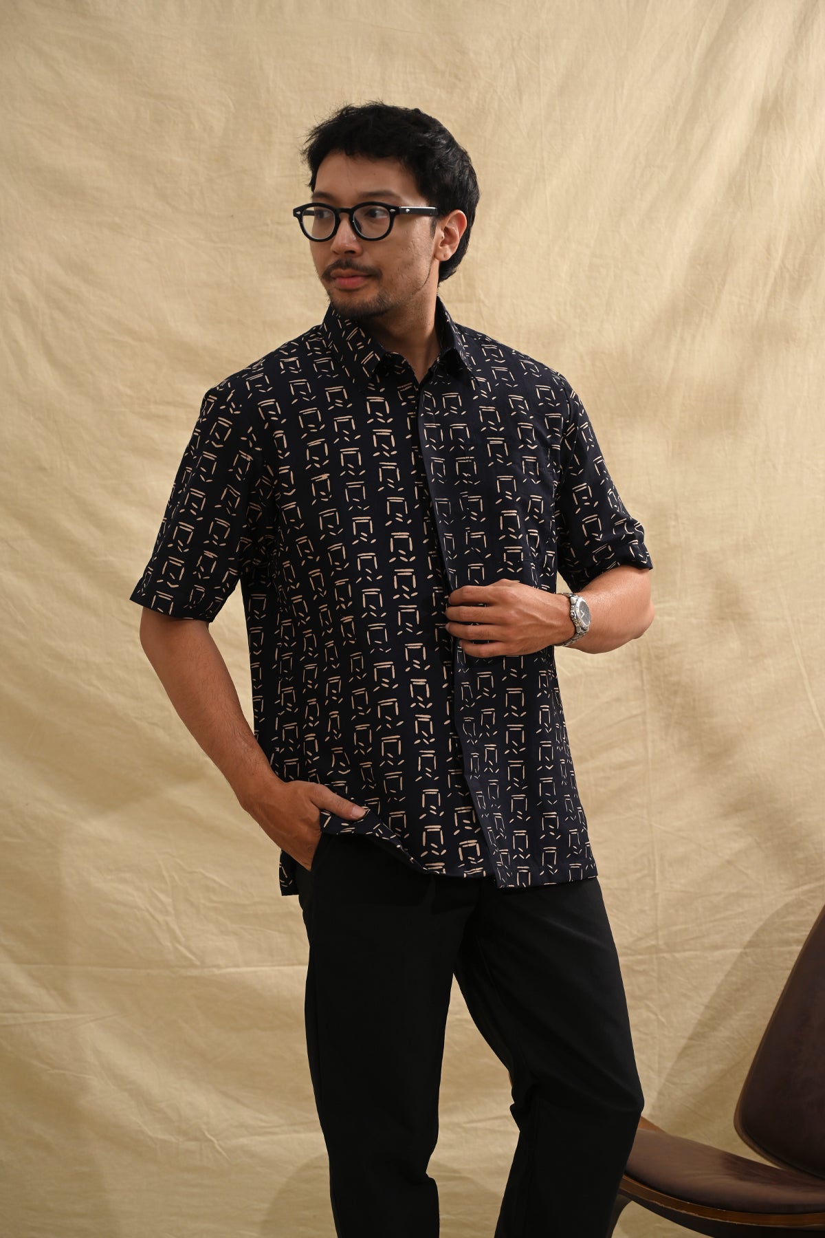 Upsilon Harmoni Black Short M0352