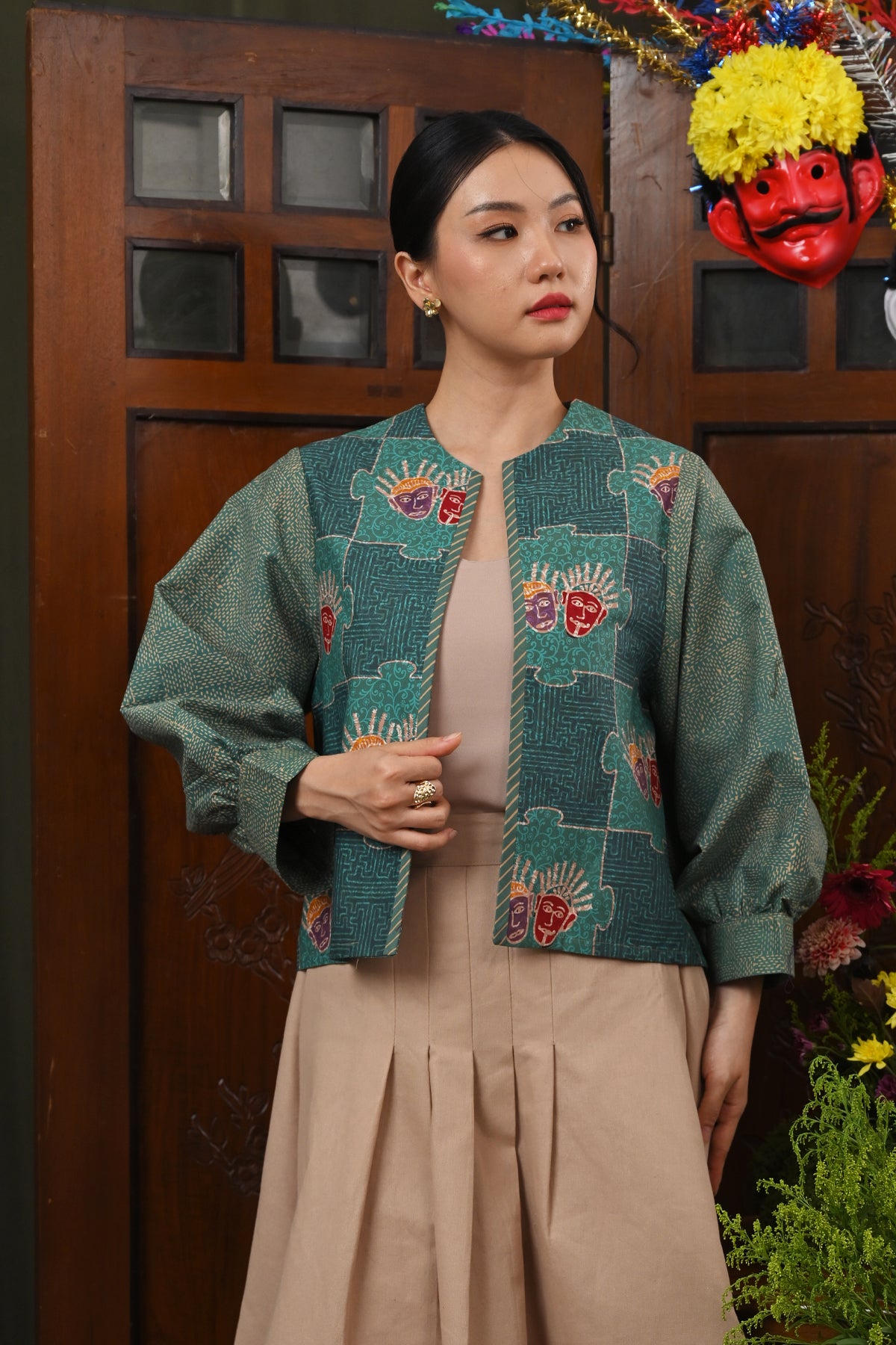 Outer Sevilla Encim Betawi T5771