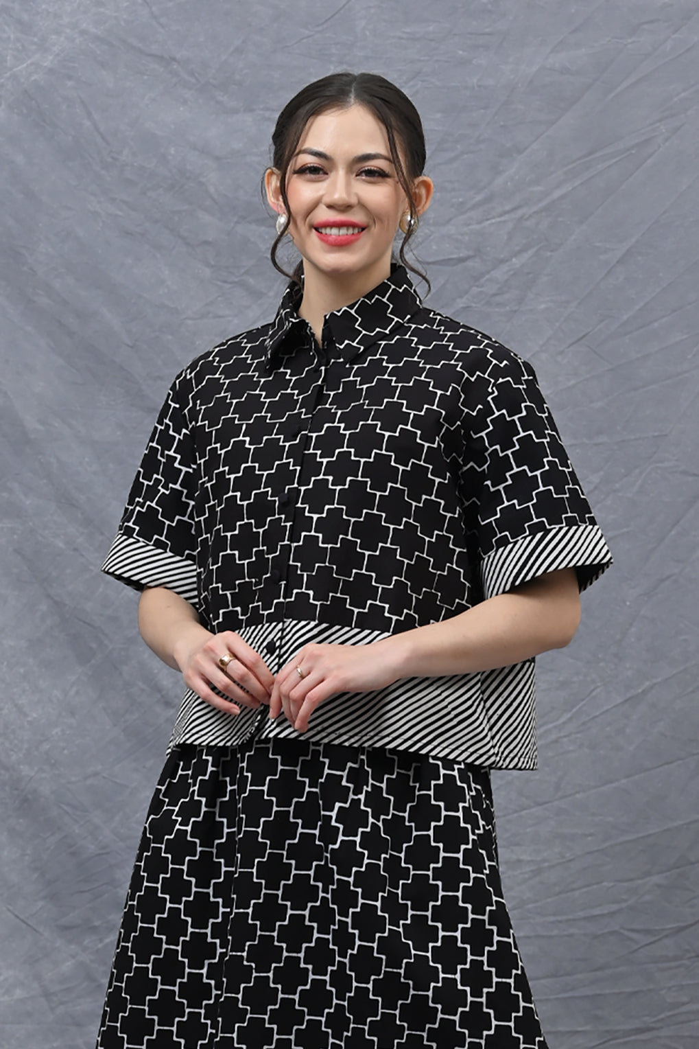 Milly Black PART0222