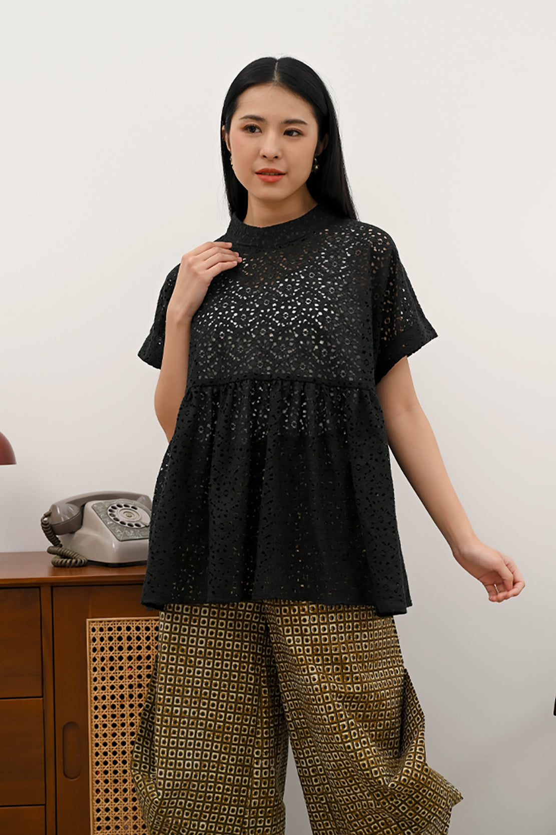 Nyiur Basic Black T3999