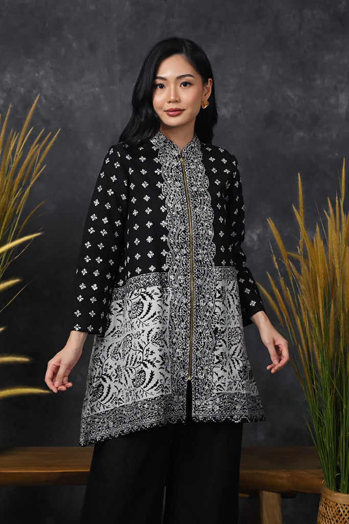Ramona Dobi D0552
