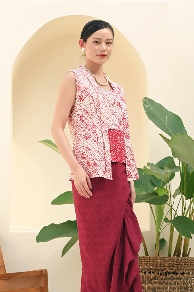 Kebaya Dobi Merah Putih Sleeveless T3087