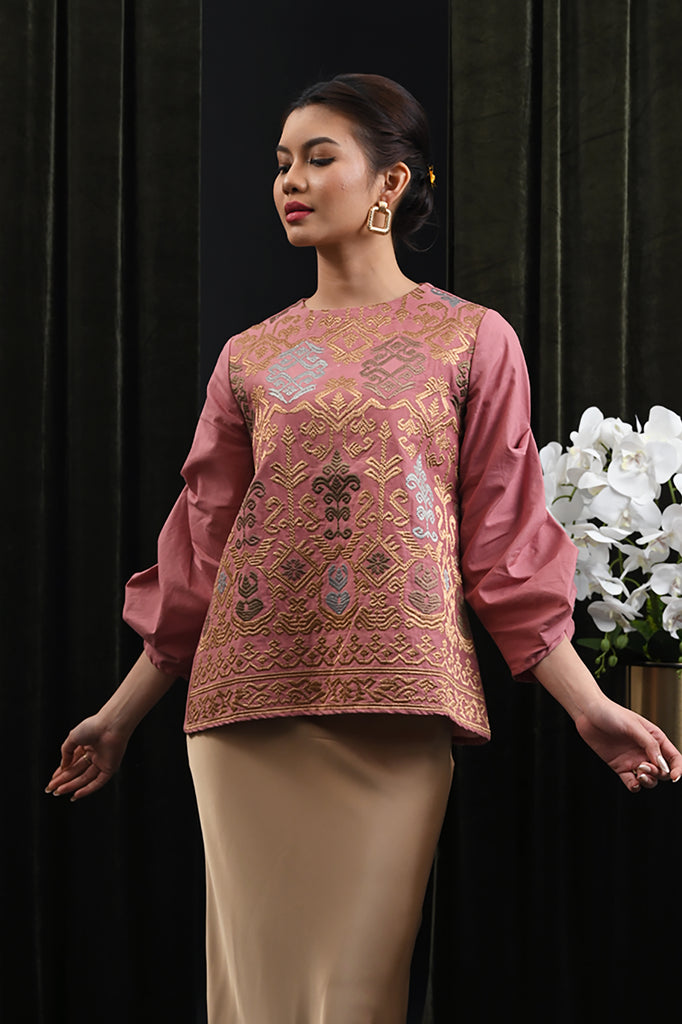 Isyana Suksma T4491