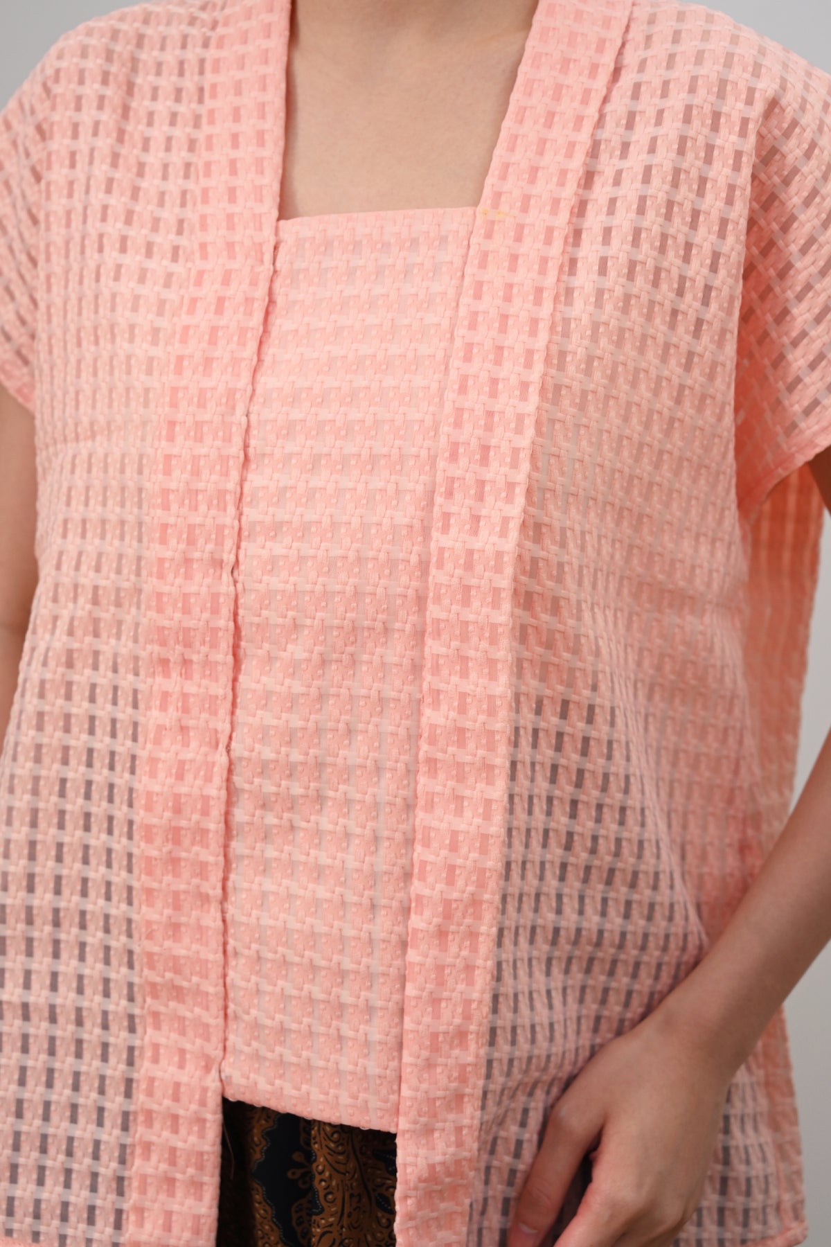 Kebaya Dhini Organza Salmon T5702
