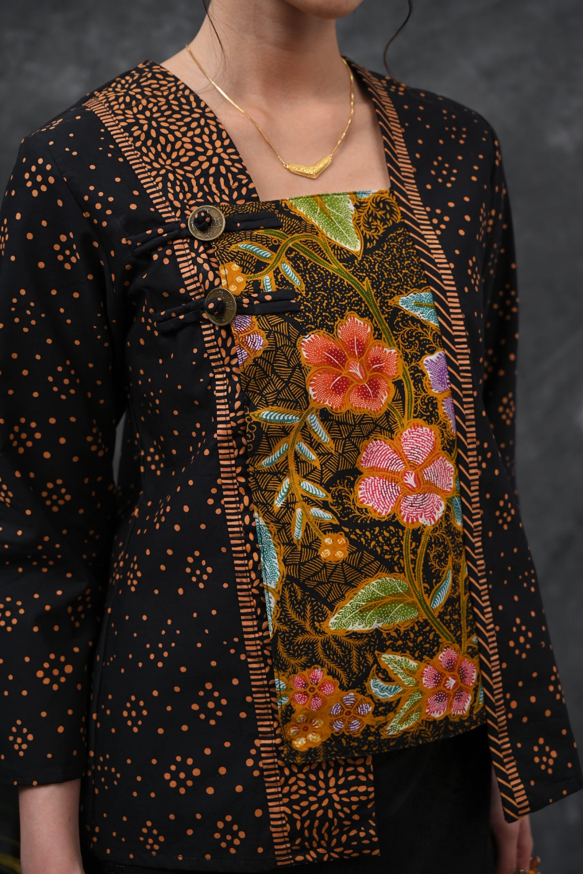 Kebaya Dwika Encim Cemani T6144
