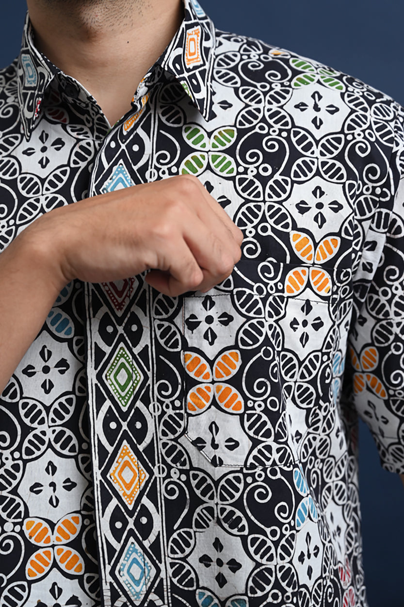 Banawa Wonogiren Black Short M0288