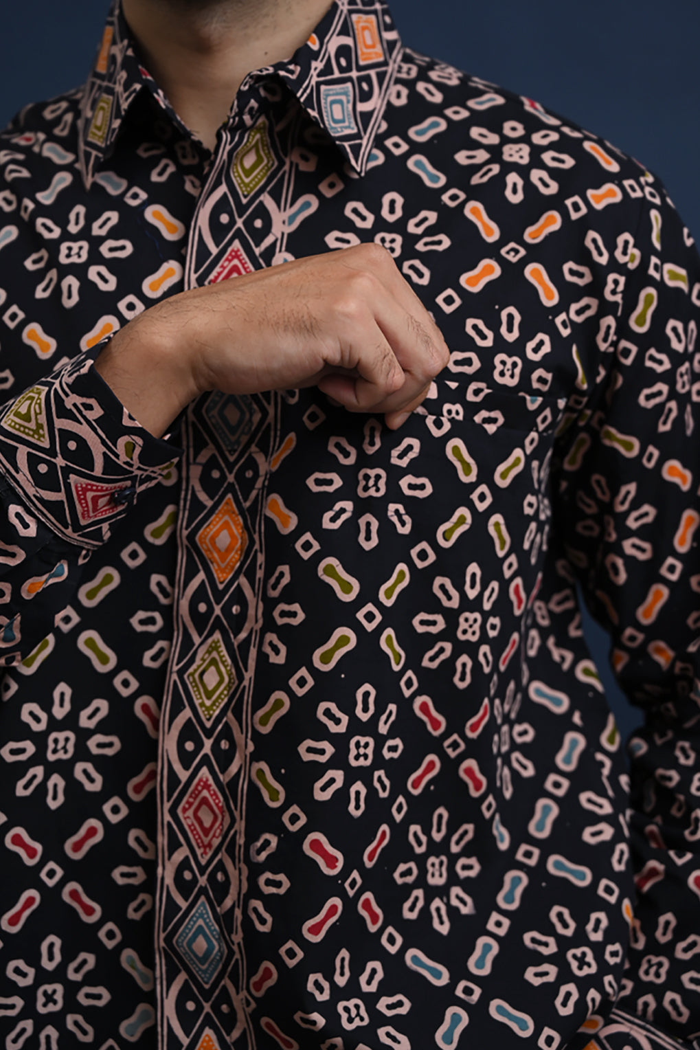 Bayu Wonogiren Black L0147