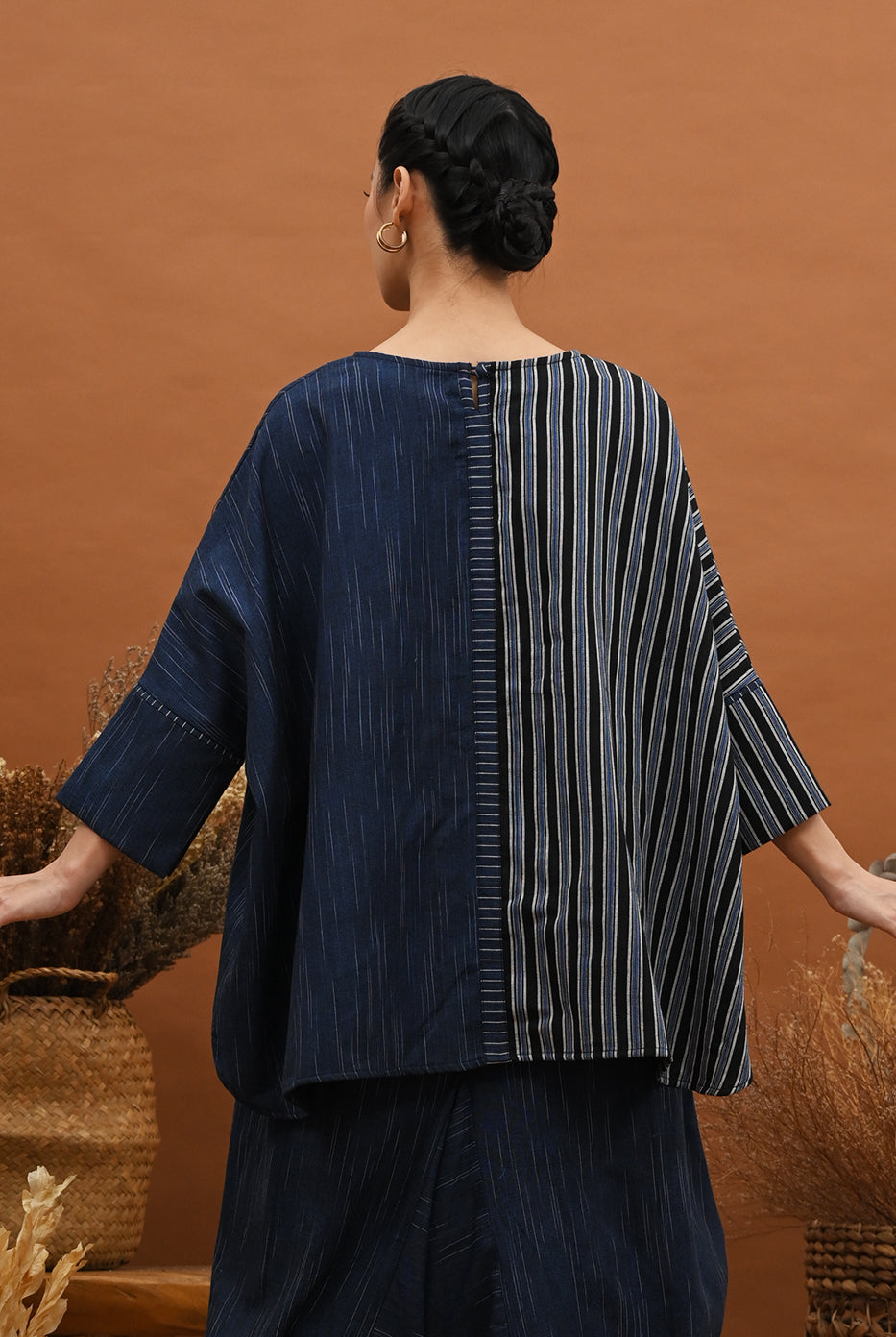 Miki Lurik Kartini T2854