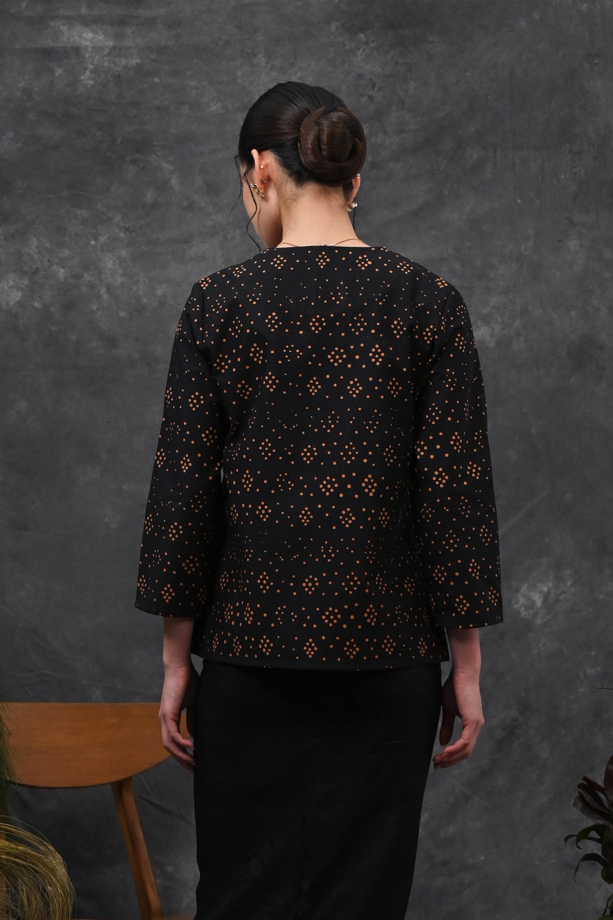 Kebaya Dwika Encim Cemani T6144