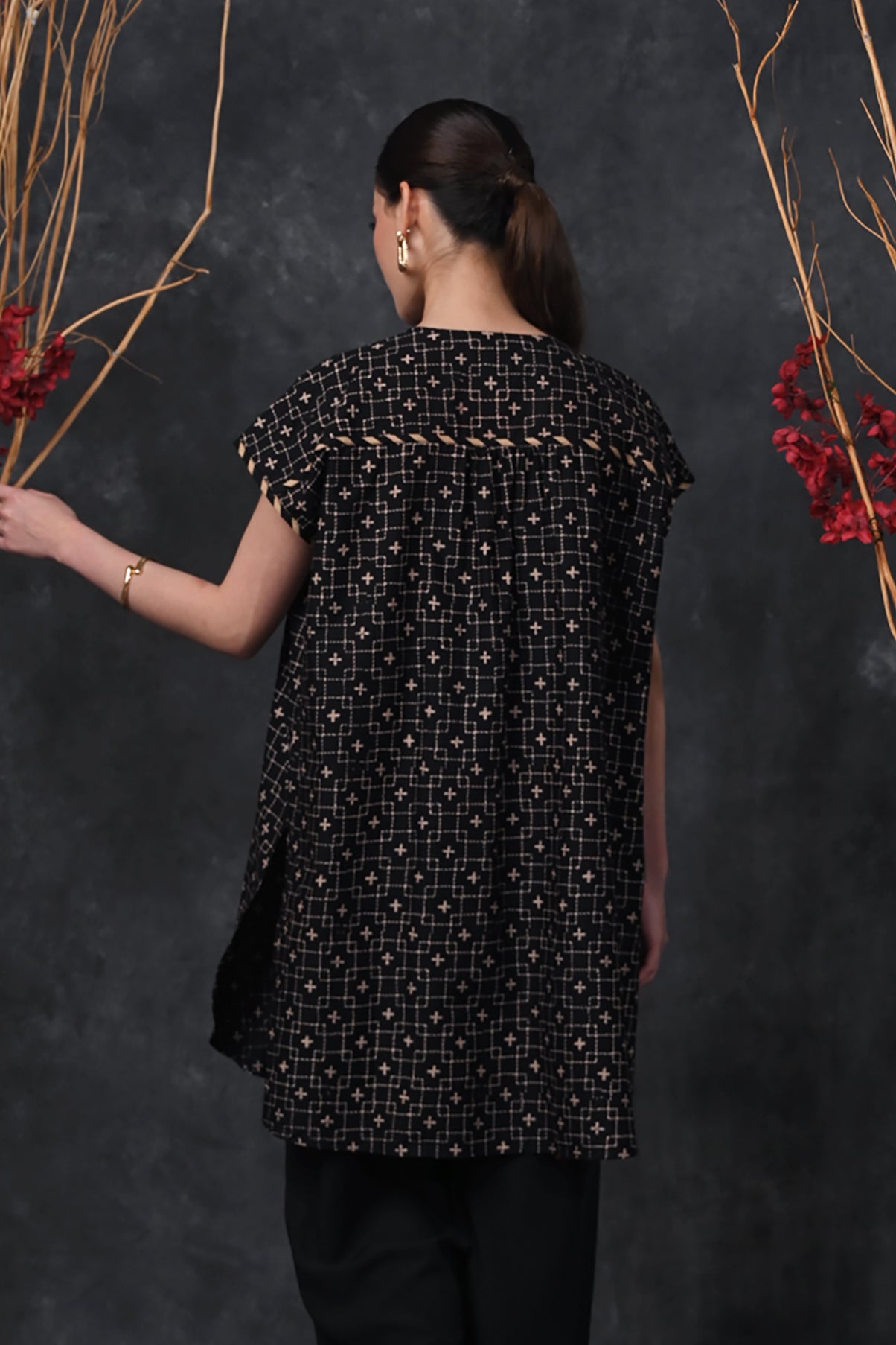 Outer sofia garut cemani T4622