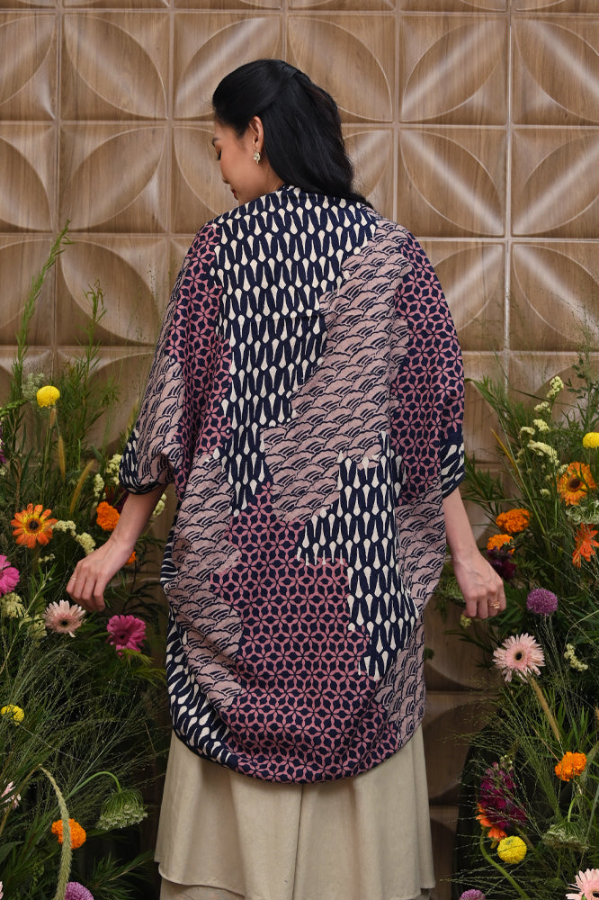 Outer Kotak Cirebon T3437