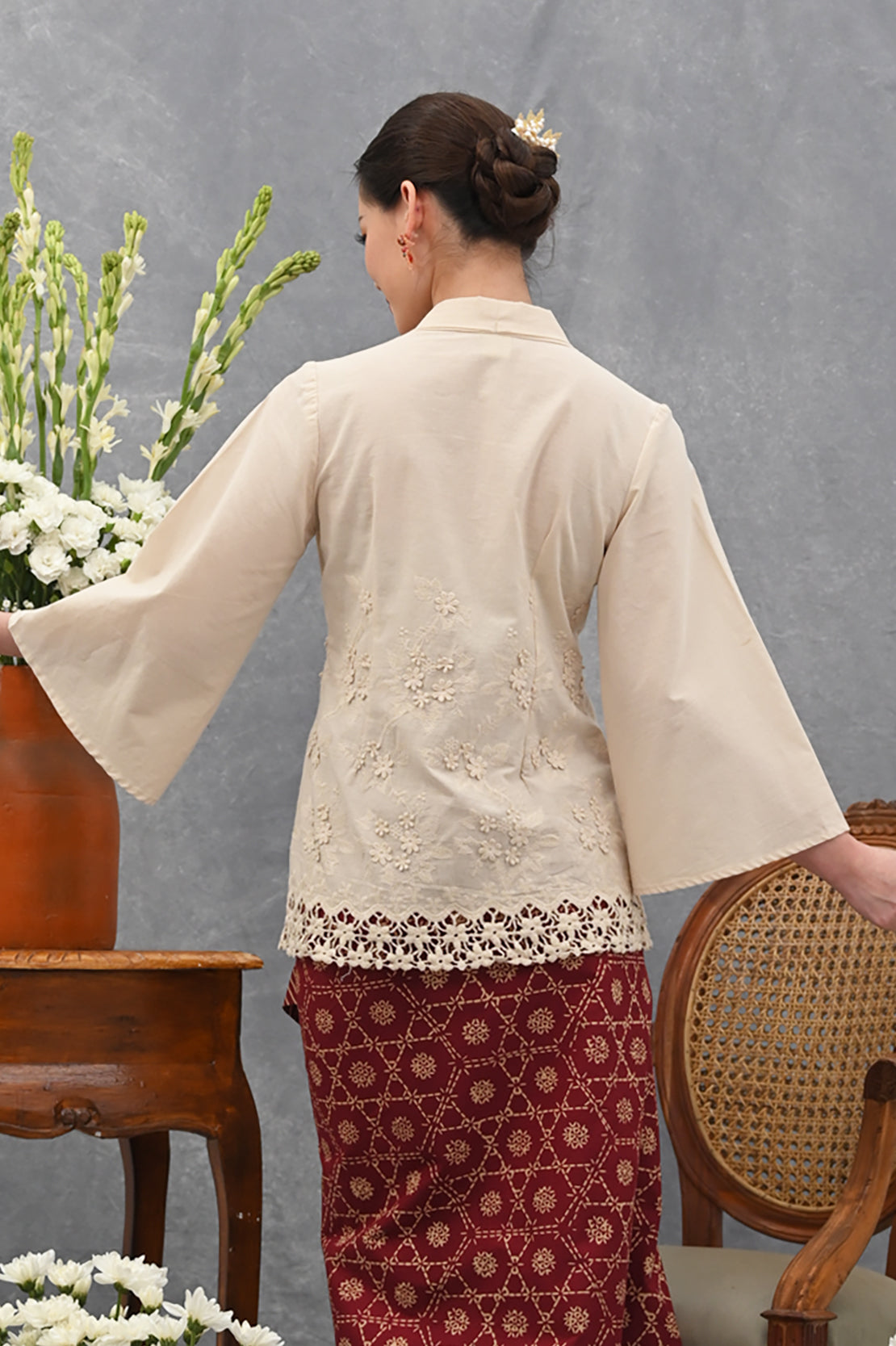 Kebaya Long Basic Brown T4048