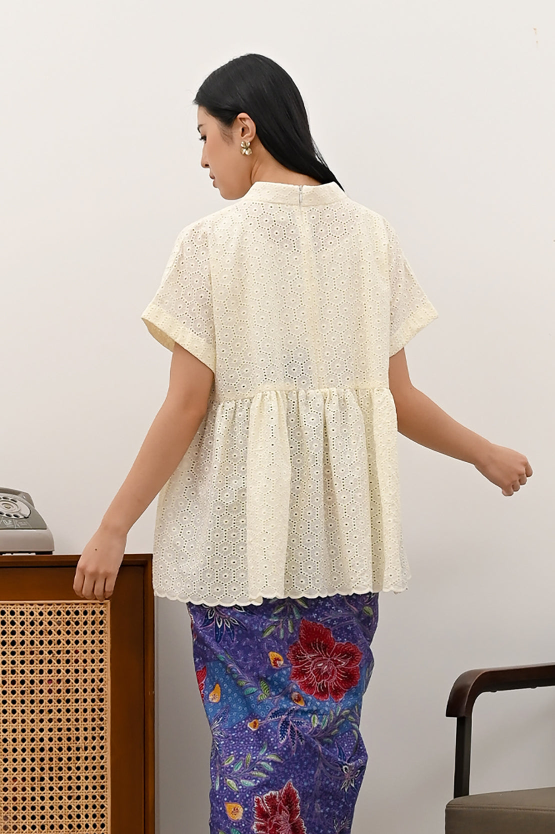 Nyiur Basic White T3996