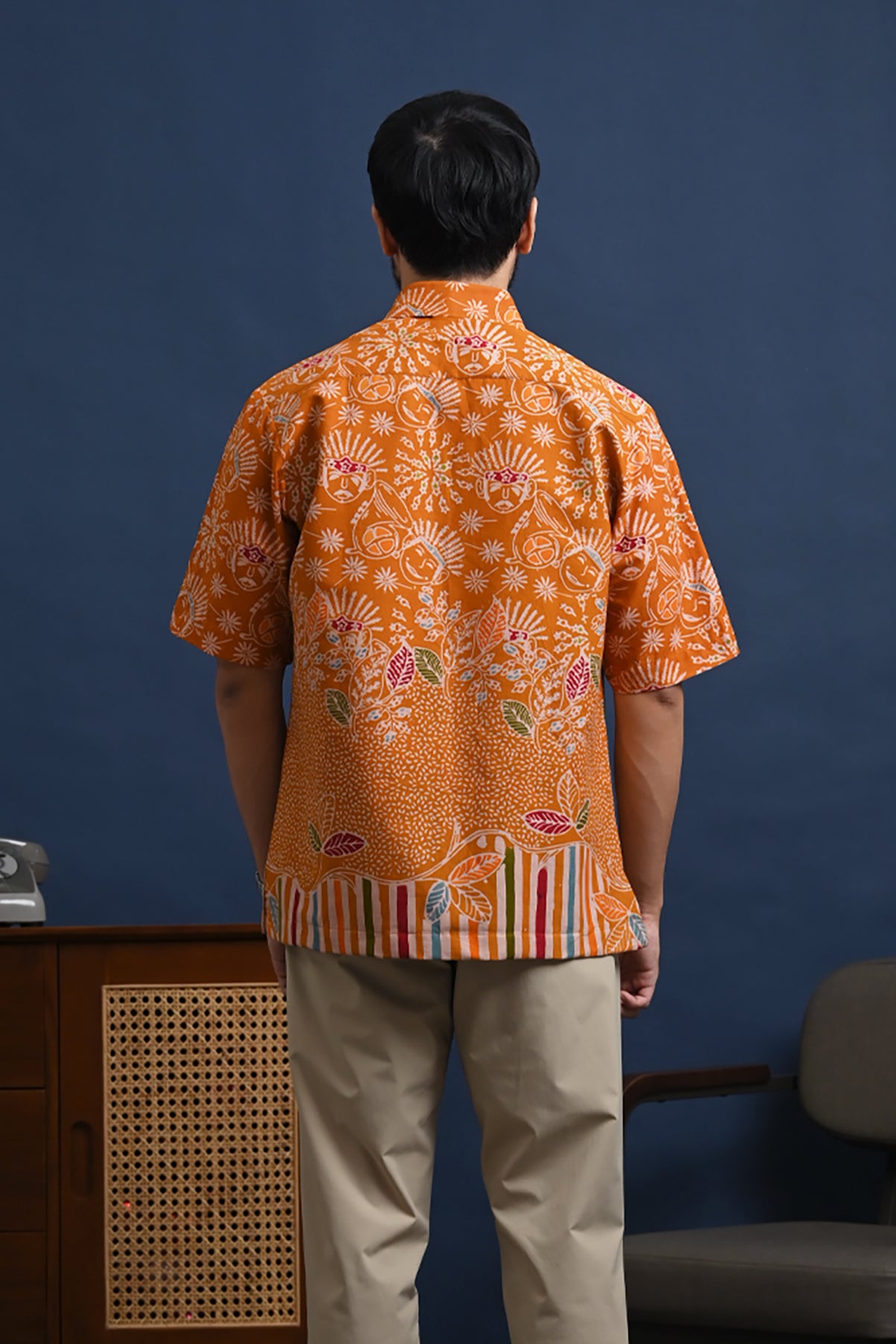 Betawi Orange Short M0300