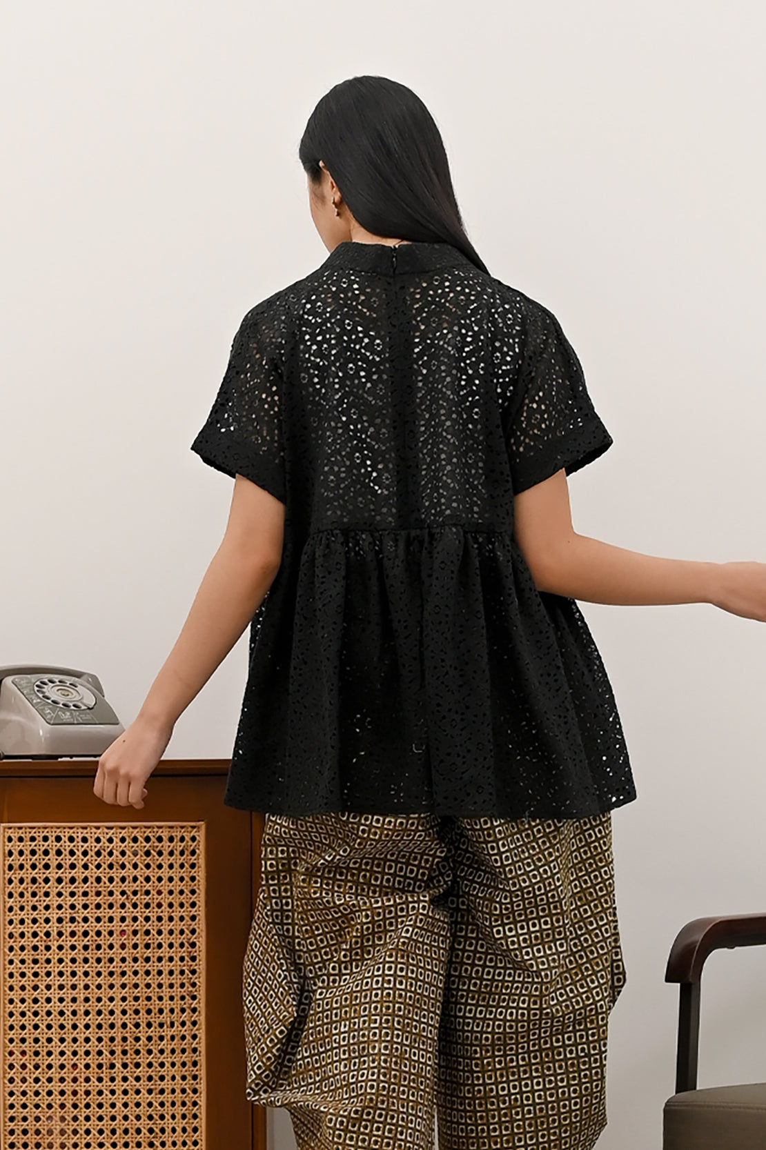 Nyiur Basic Black T3999