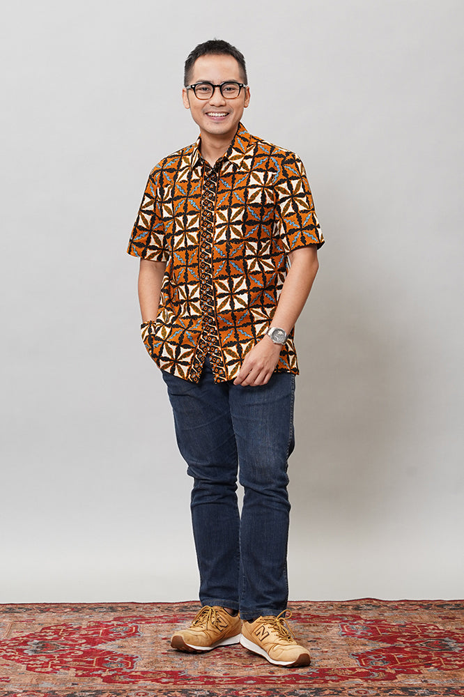 Okto Bantulan Short Sleeve M0188