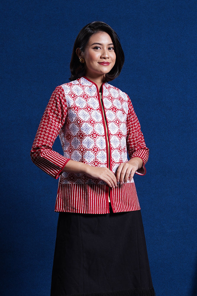 Cindy Jlamprang T2717