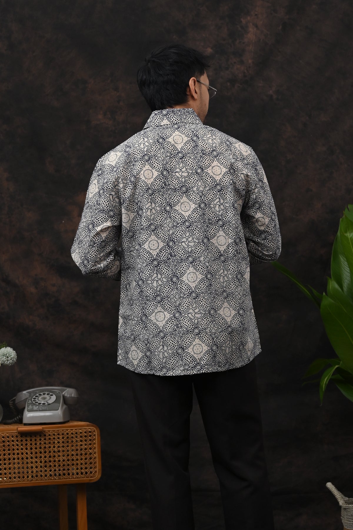 Damar Kontemporer Long L0203