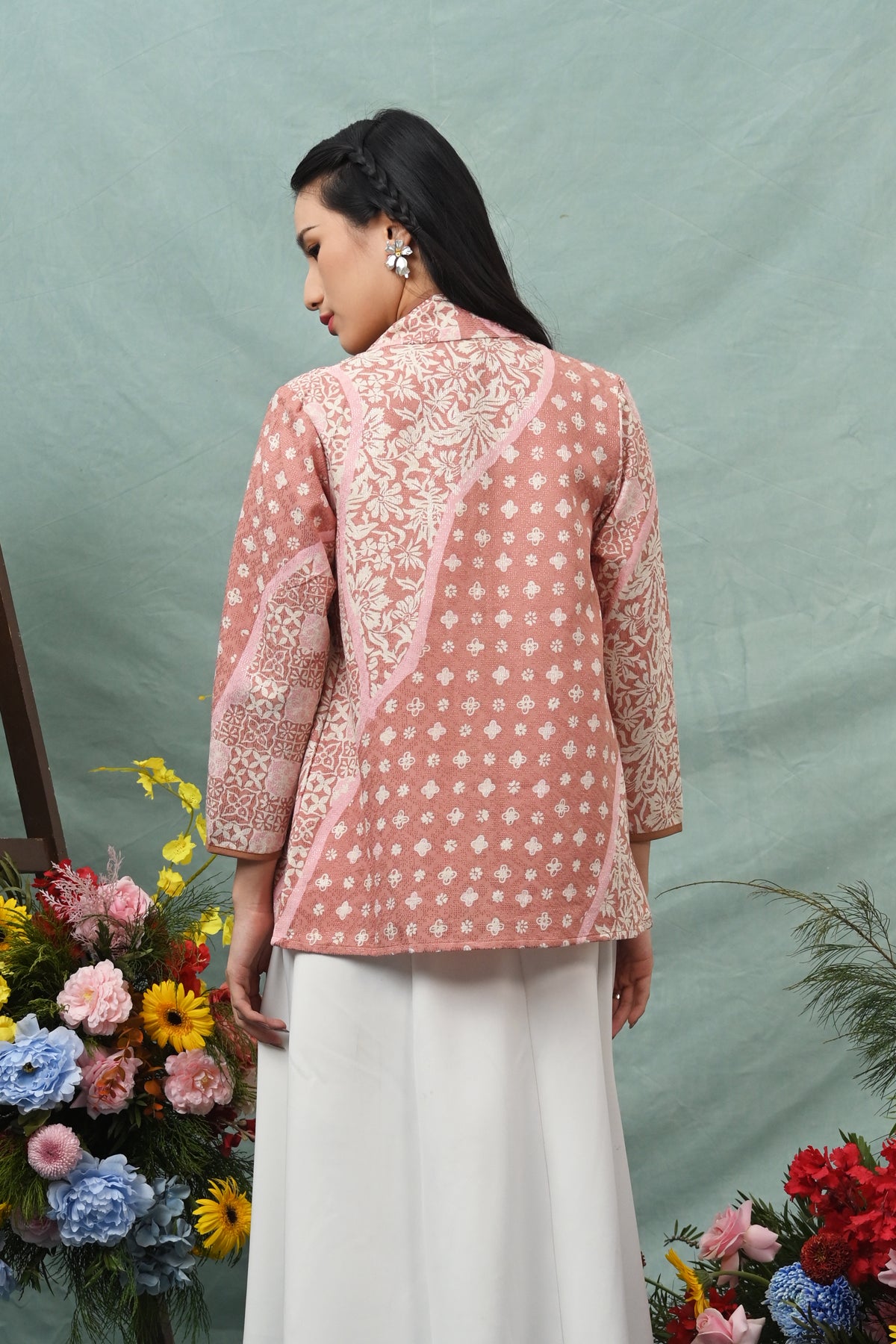 Jesse Dobi Cirebon T6300