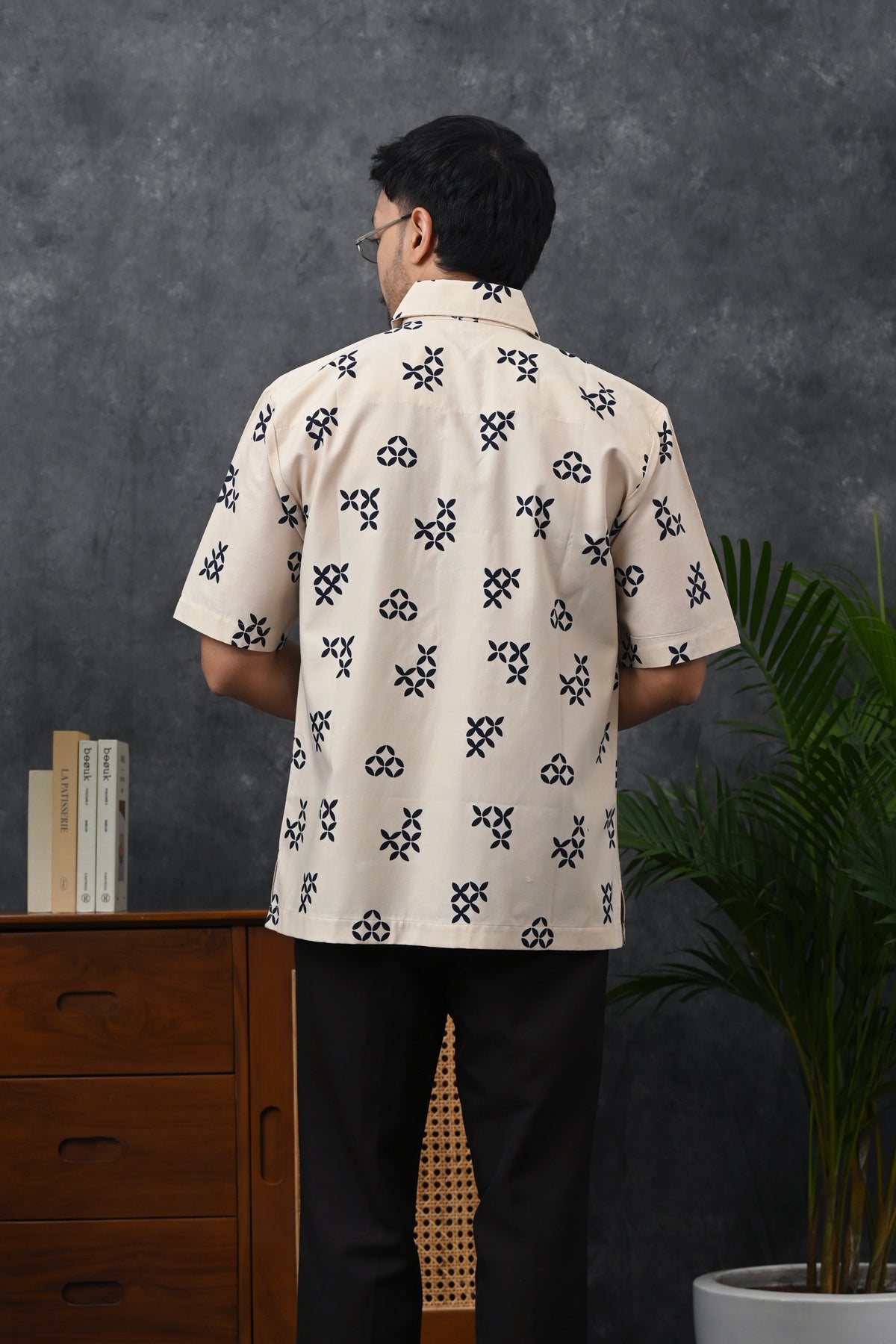 Hano Kontemporer Short M0388