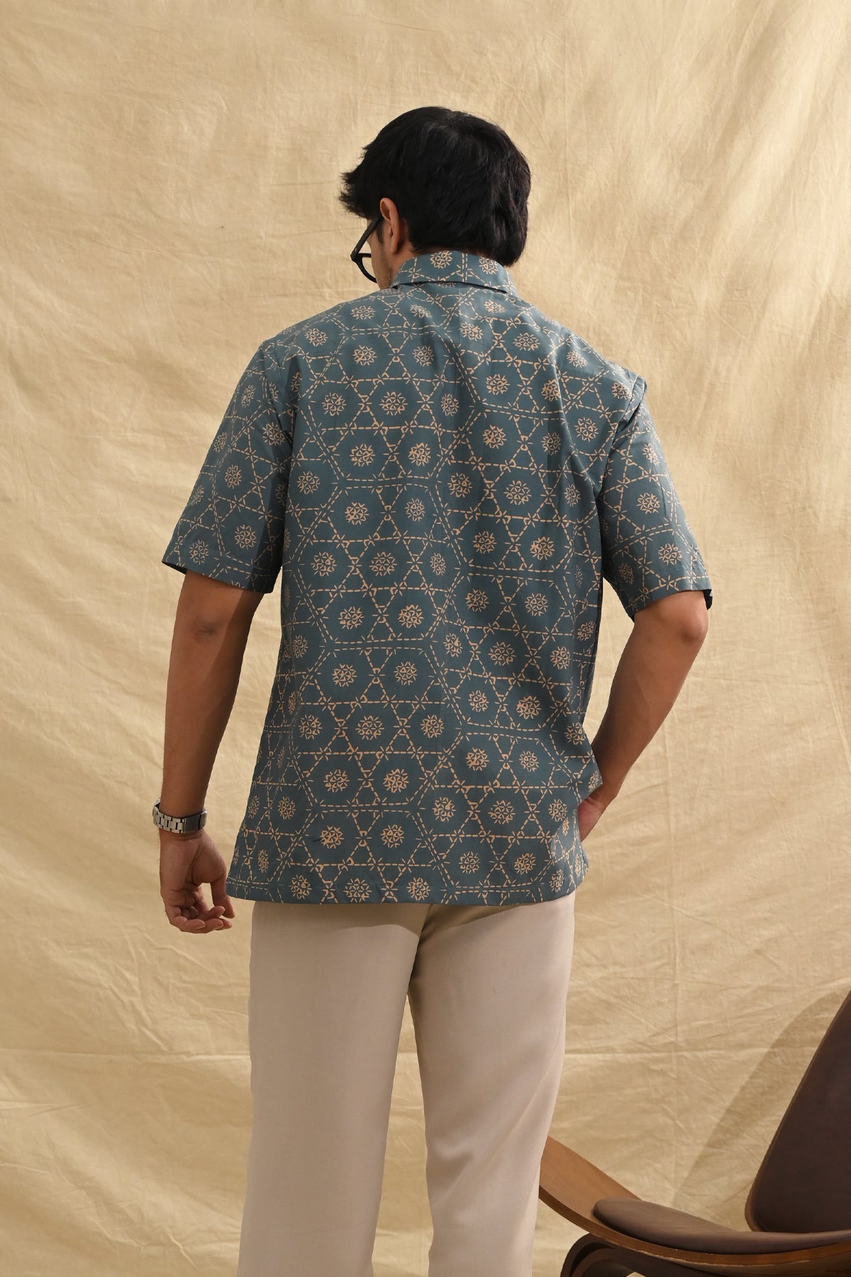 Hexagon Short Garut M0370