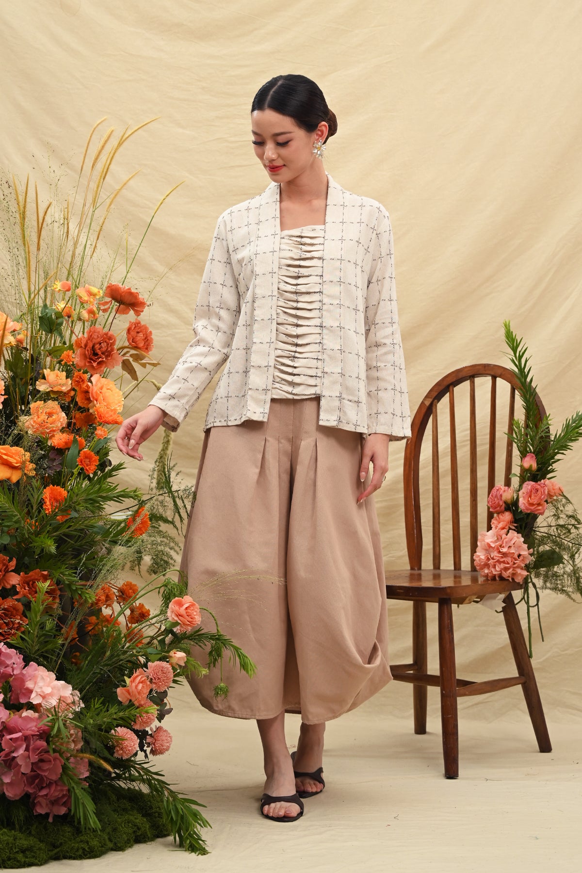 Kebaya Opnaisel Long Basic T5588