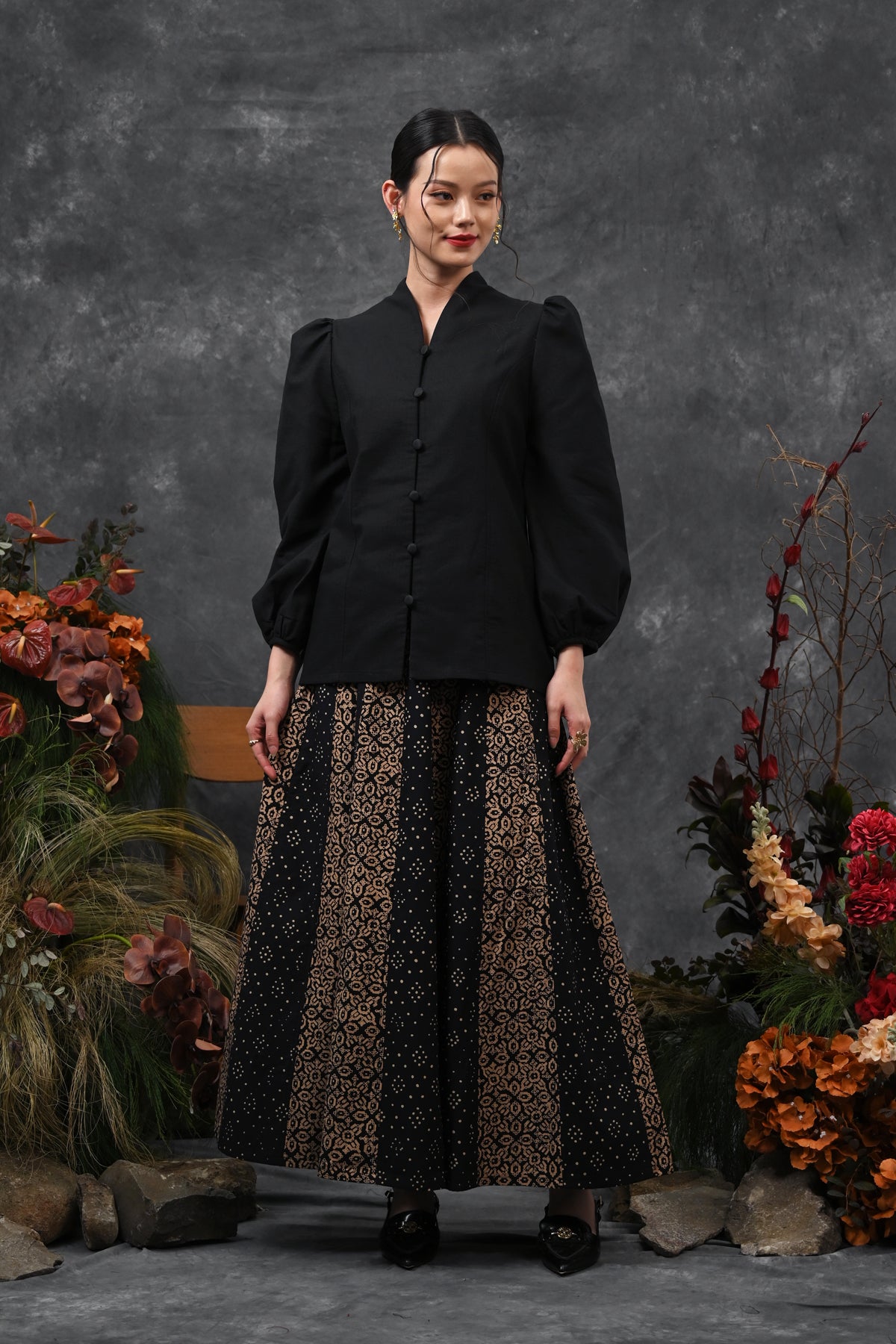 Amara Basic Black T6191