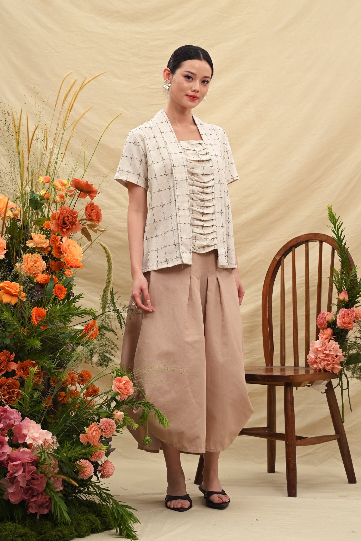 Kebaya Opnaisel Short Basic T5587