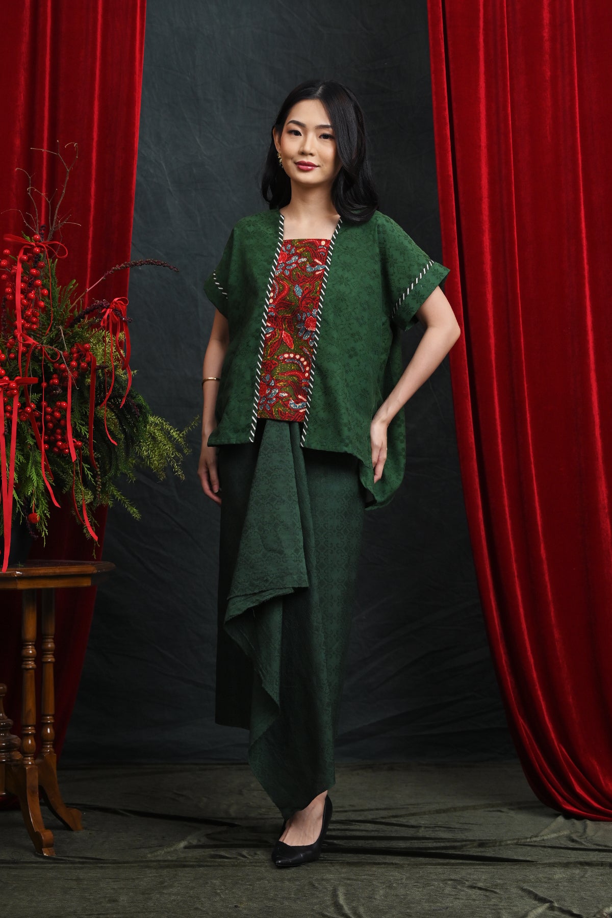Kebaya Barry Tulis T5190