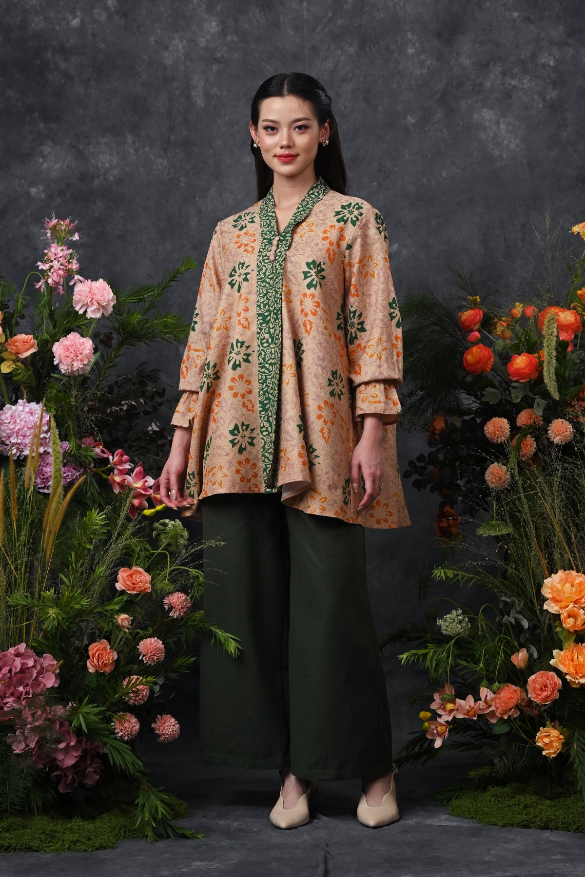 Alesha Dobi  T5641