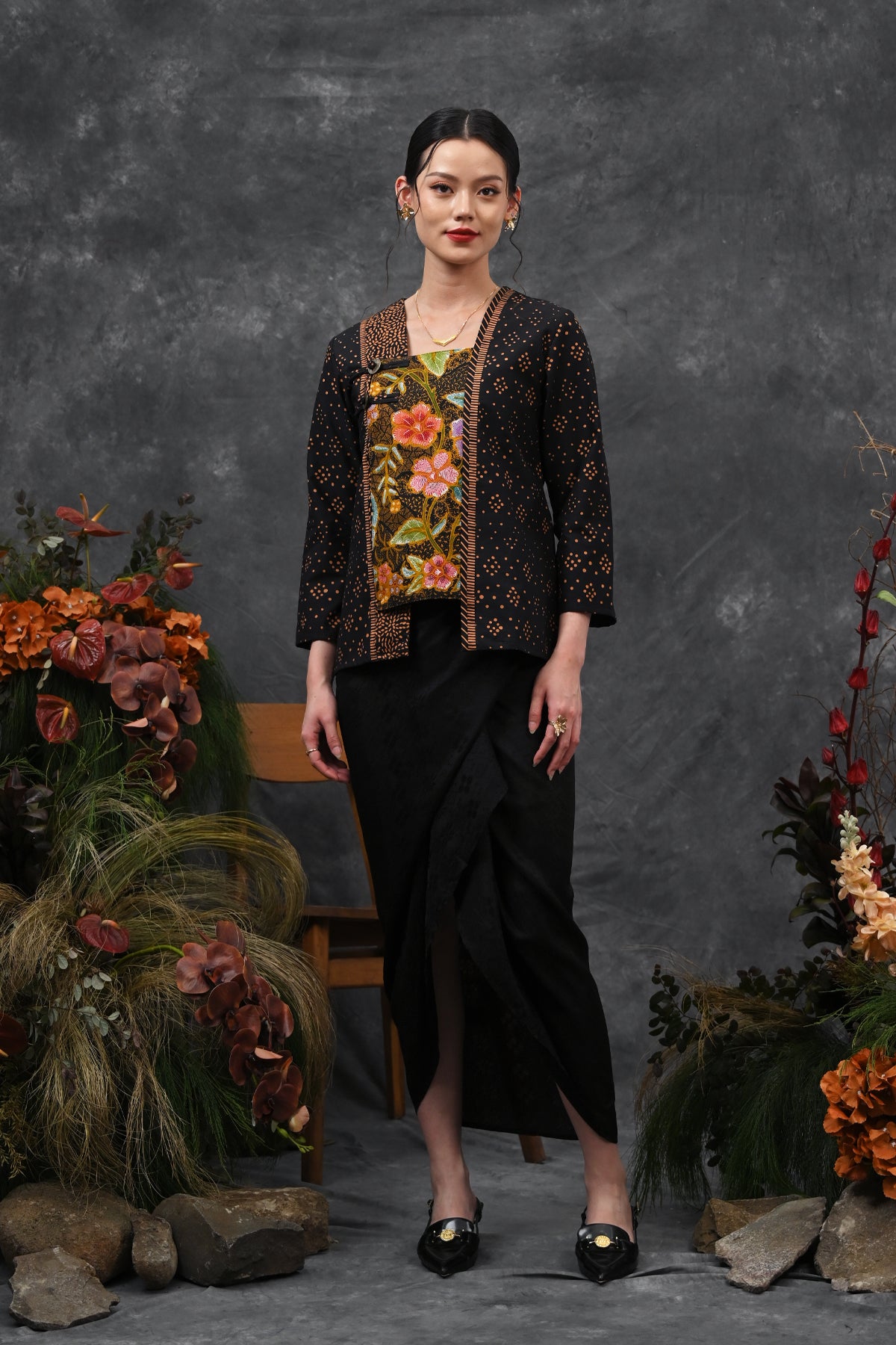 Kebaya Dwika Encim Cemani T6144