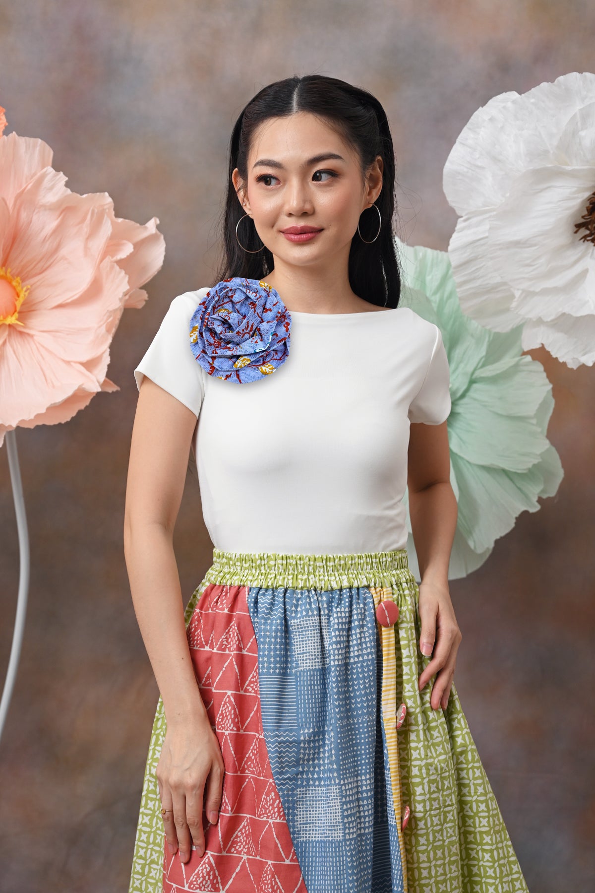 Bross Bunga Cirebon Blue A0105