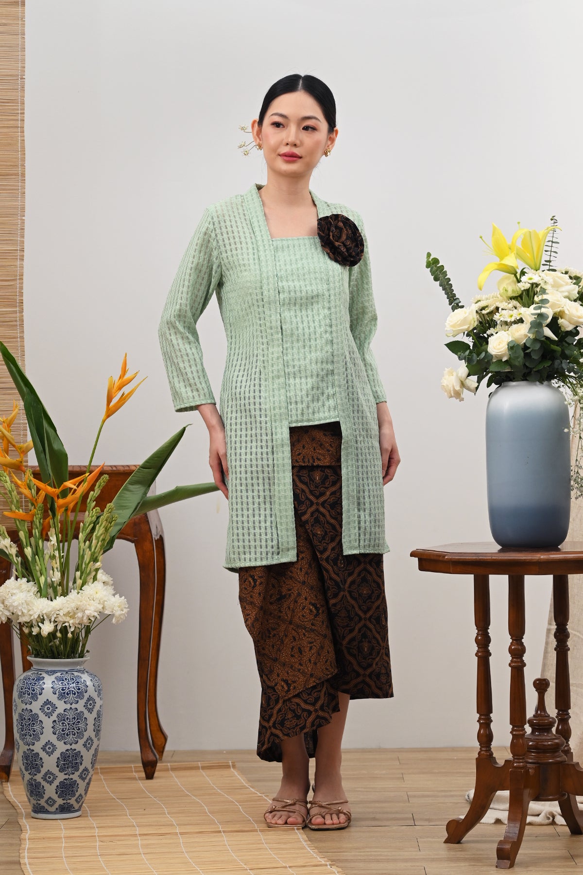 Kebaya Aling Organza Mint Basic T5615
