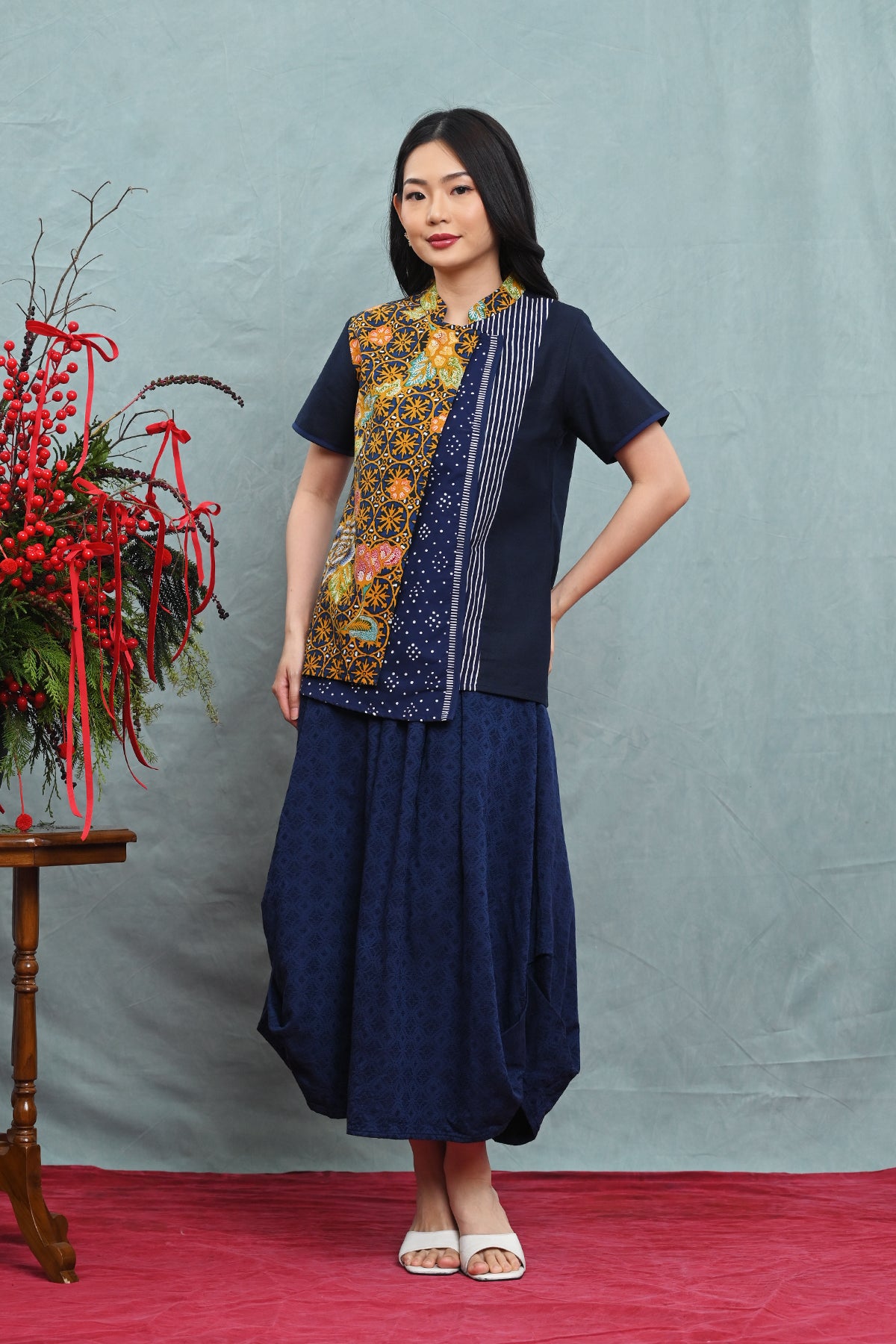 Adhisty Short Encim T5077