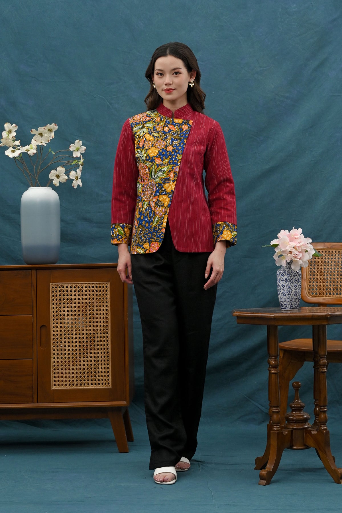 Cahaya Red Lasem T5490