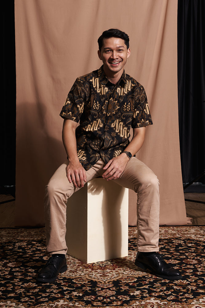 Bold Short Sleeve M0219