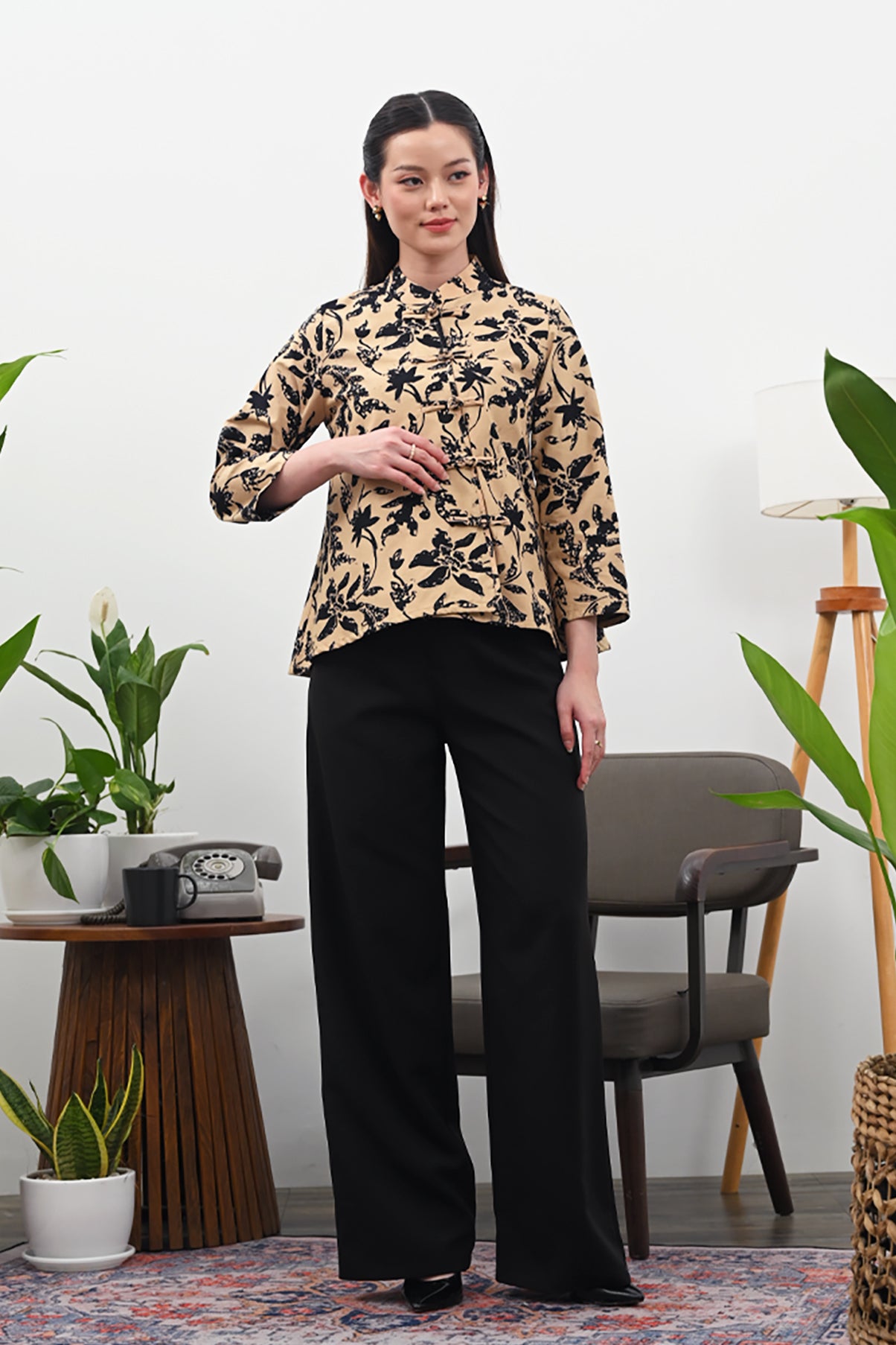 Vivi Wonogiren T4563