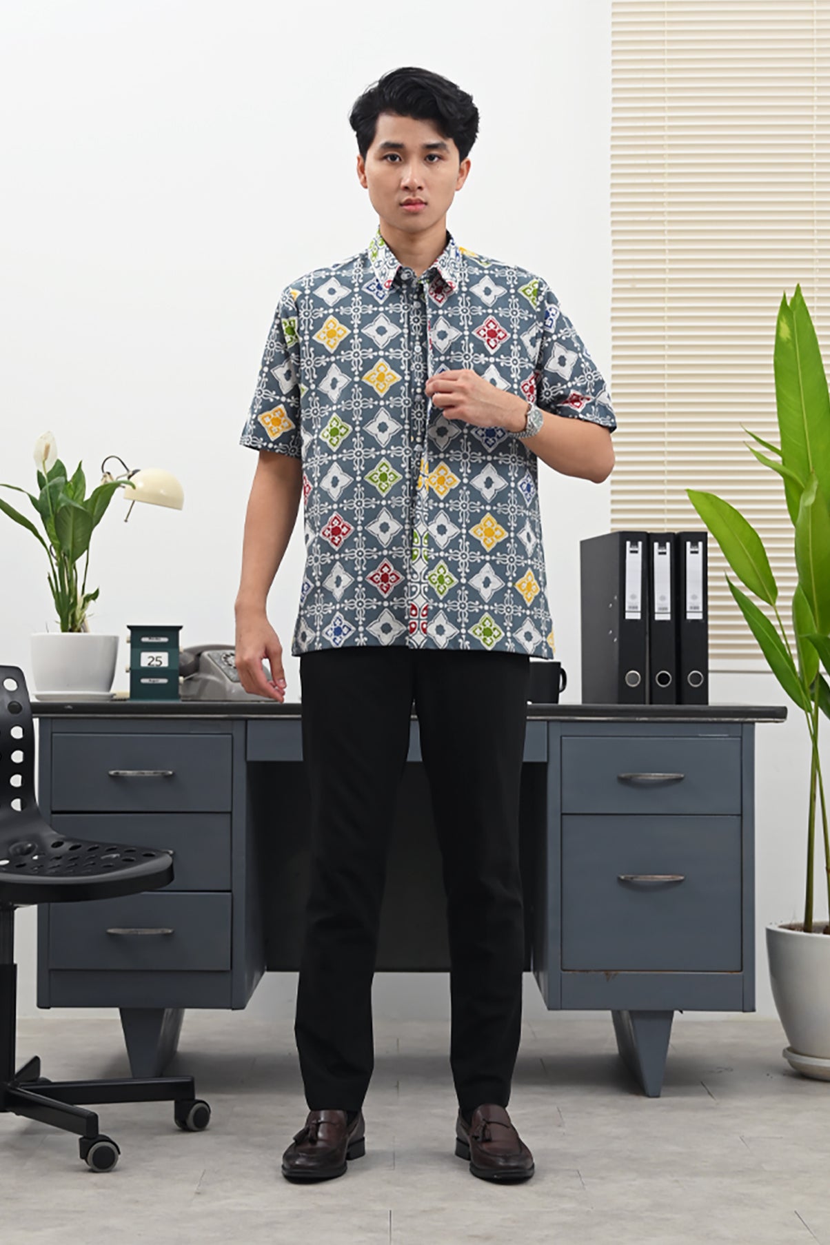 Restu Wonogiren Short M0321