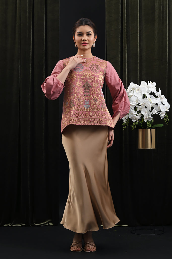 Isyana Suksma T4491