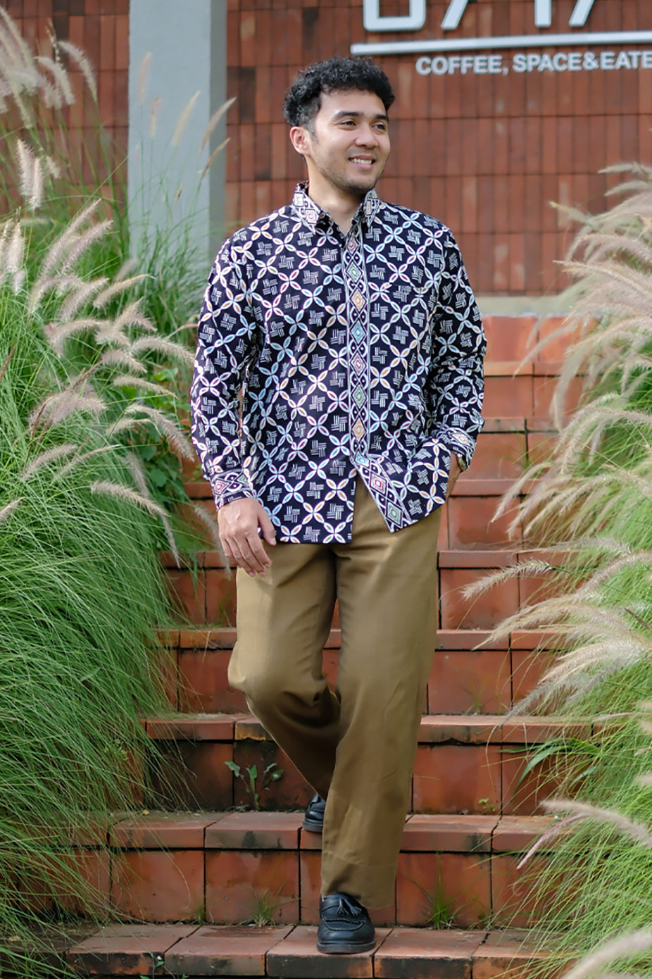 Banara Wonogiren Black L0145