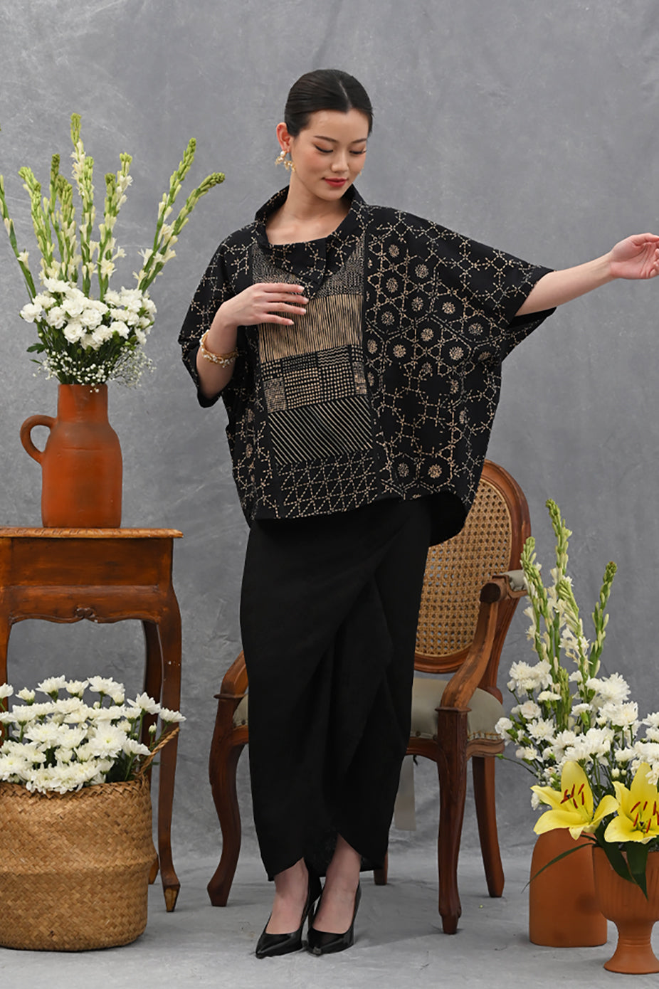 Wins Garut Black T4027