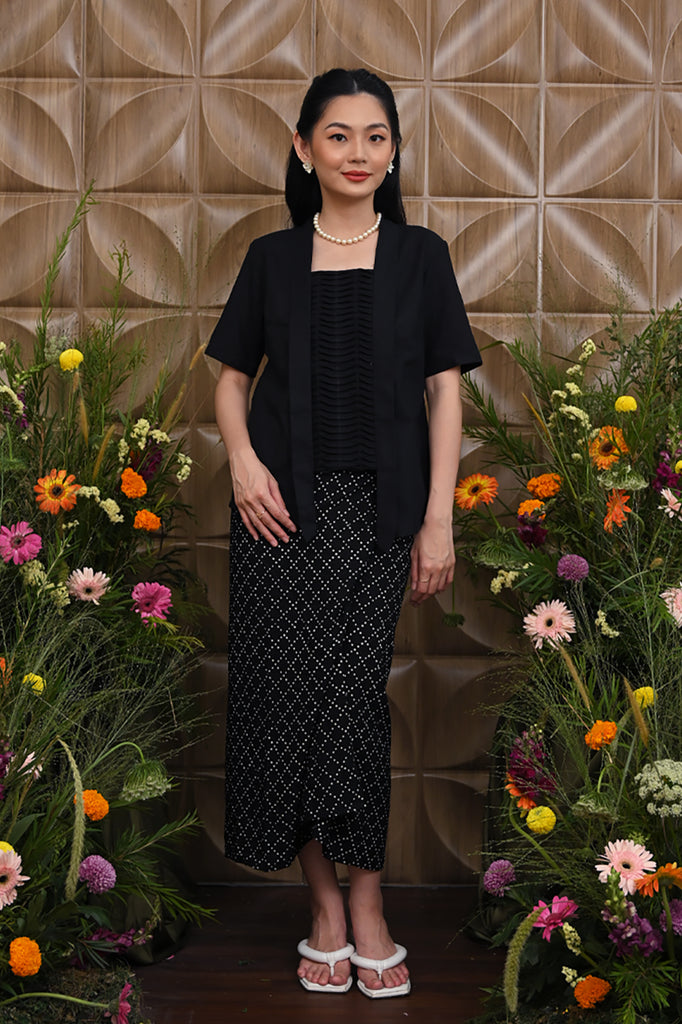 Kebaya Basic Black T3488