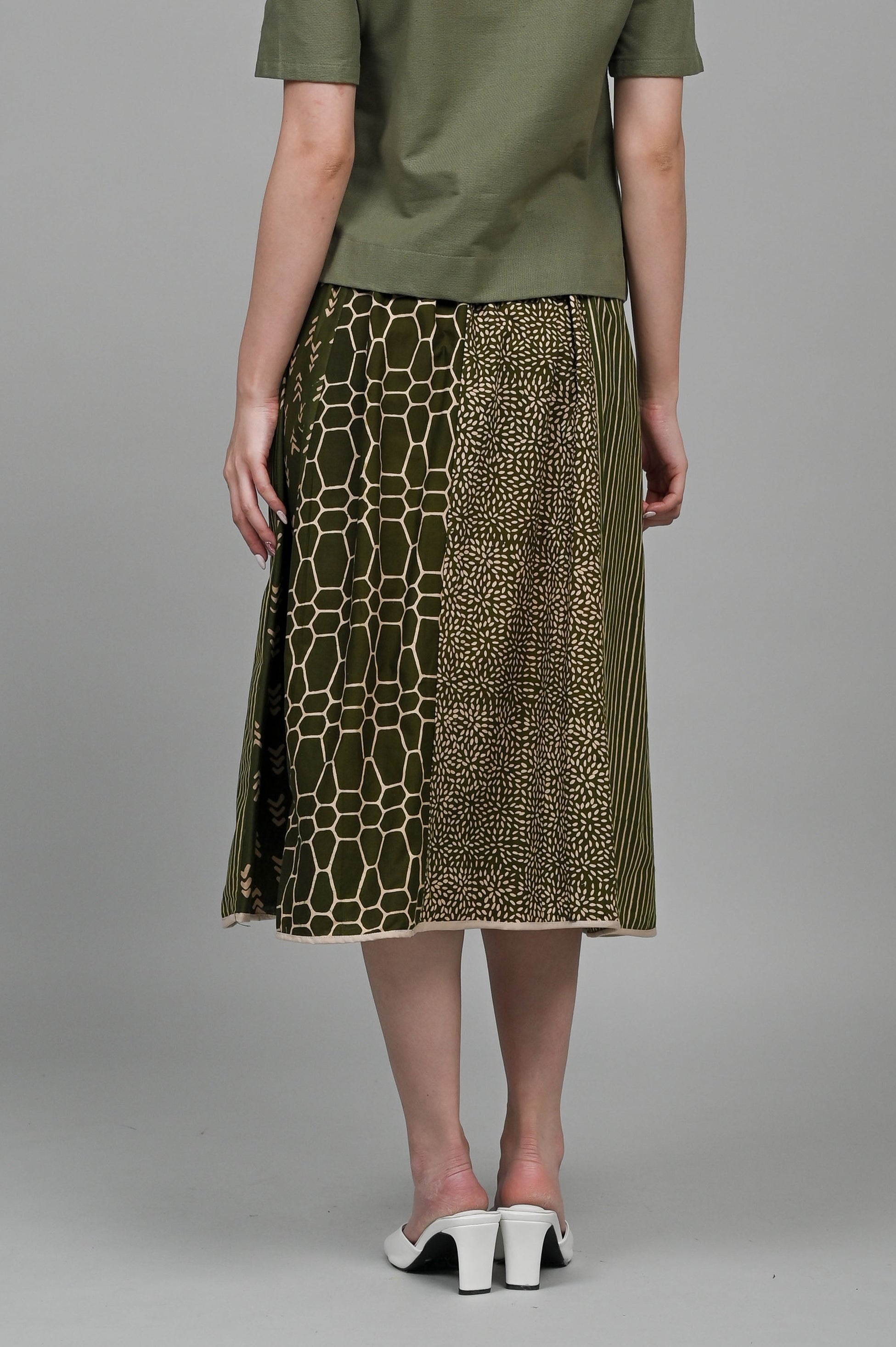 Evy Skirt Garut Green P0358