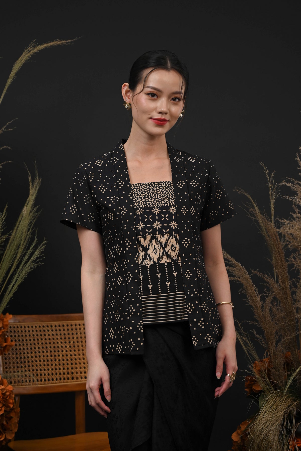 Kebaya Short Garut Cemani T6181