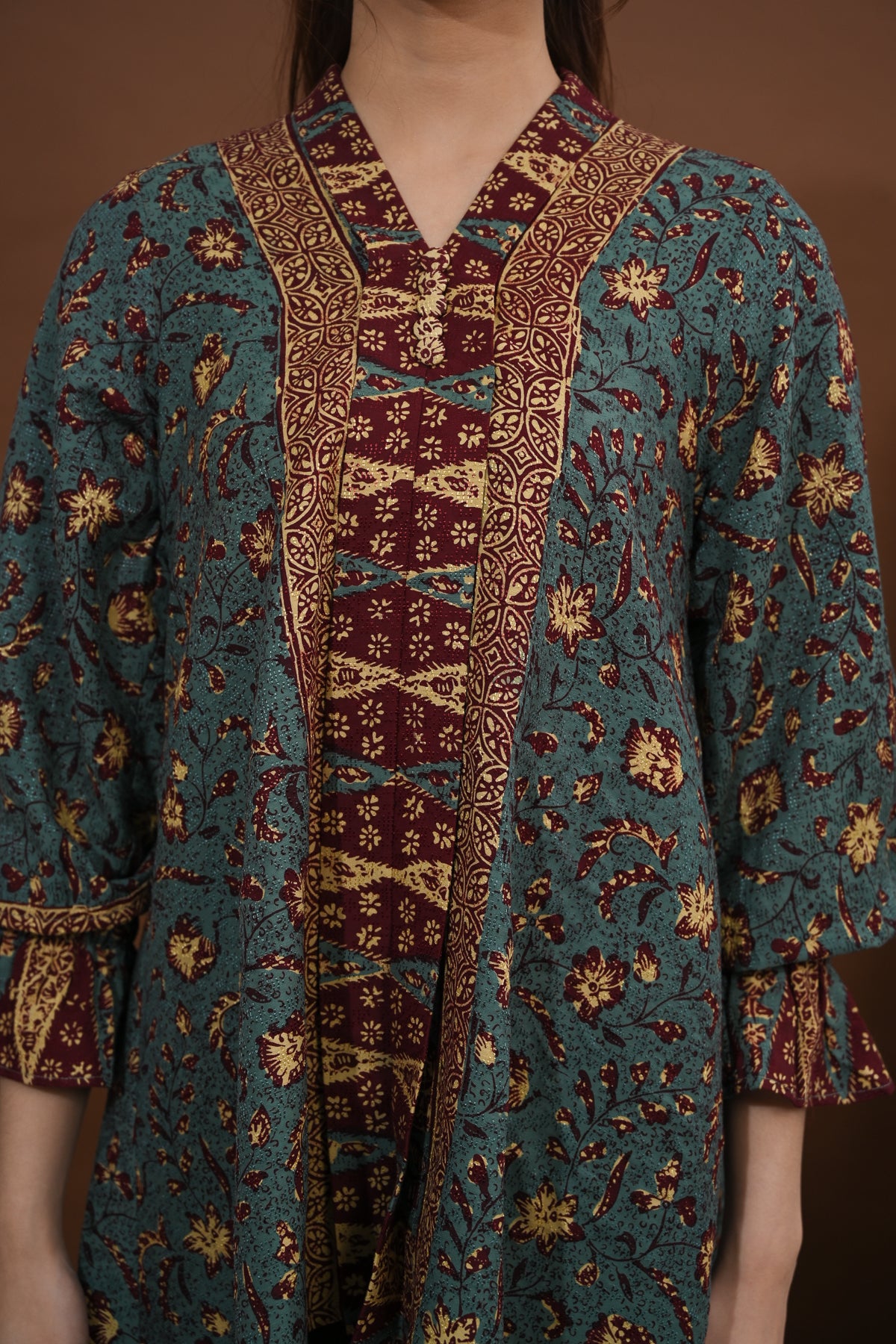 Alesha Dobi Sembagi T5546