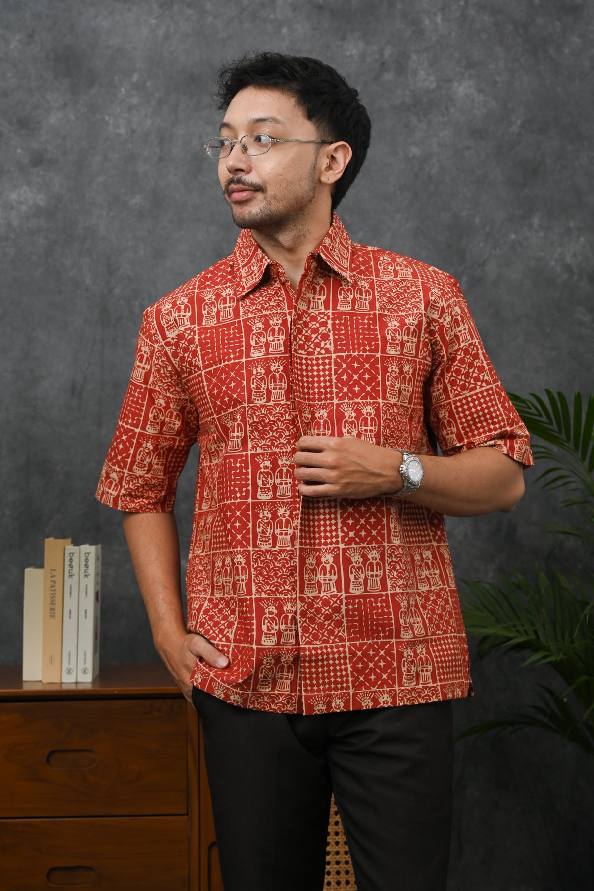Ondel Betawi Orange Short M0373
