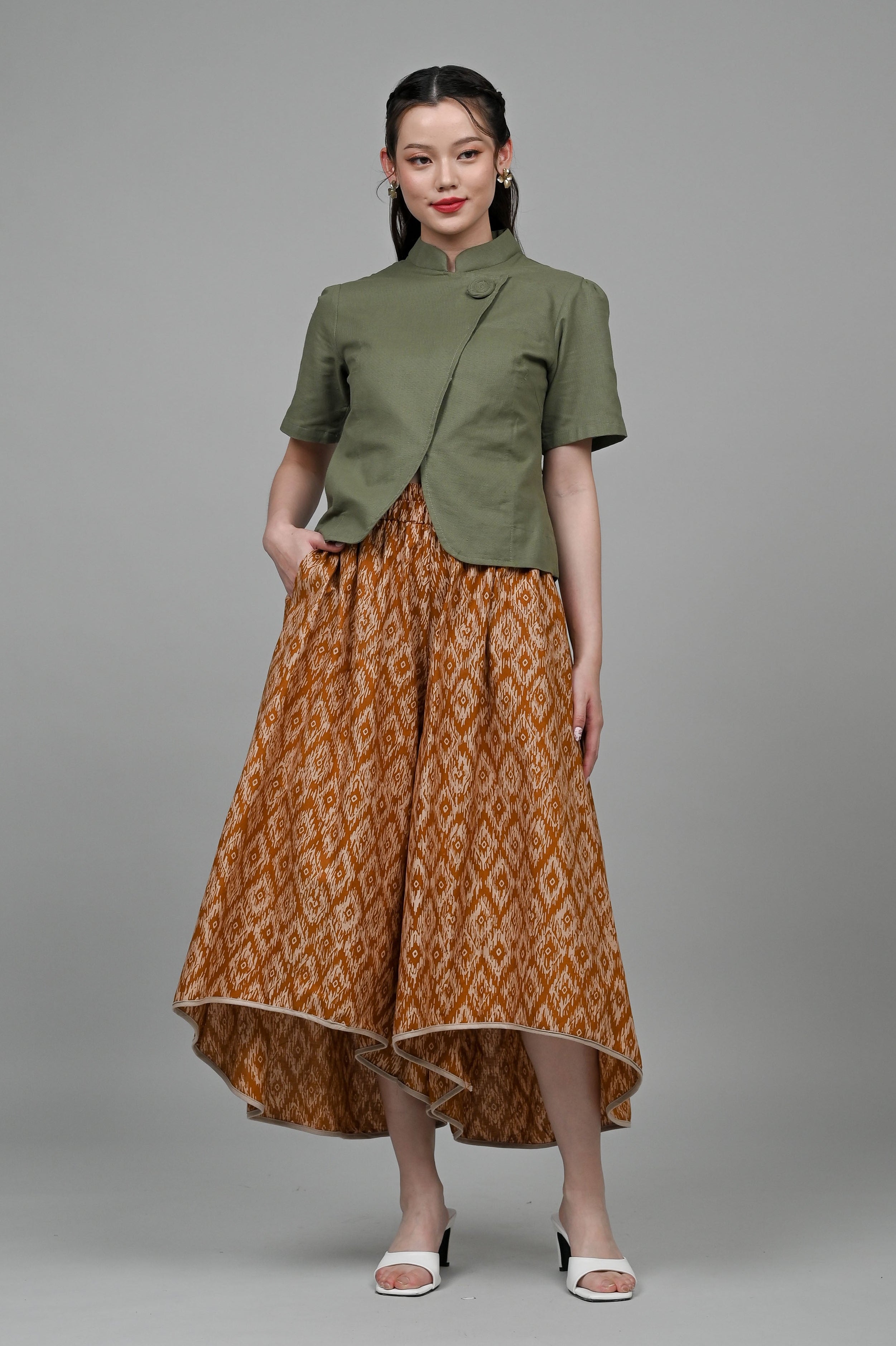 Keiko Brown Garut P0348